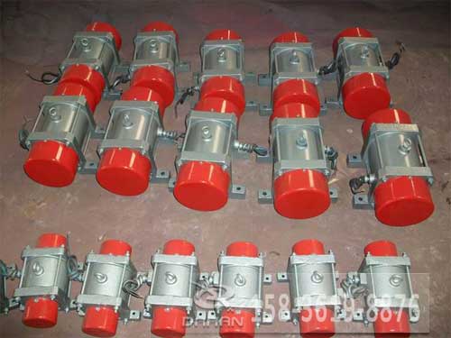 倉壁振動(dòng)器